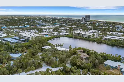 62 Sandy Hook Road S, Sarasota, FL 34242 - Photo 11
