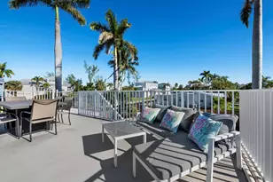 761 Tarawitt Dr, Longboat Key, FL 34228 - Photo 11