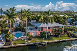 761 Tarawitt Dr, Longboat Key, FL 34228 - Photo 41