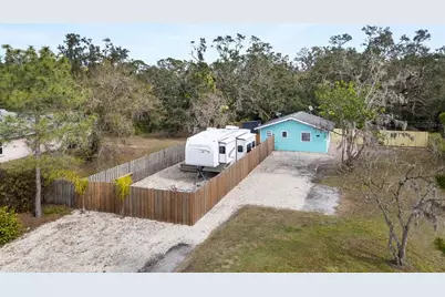 3200 Tobero Lane, Sarasota, FL 34235 - Photo 3