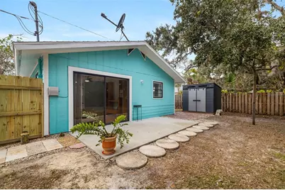 3200 Tobero Lane, Sarasota, FL 34235 - Photo 5