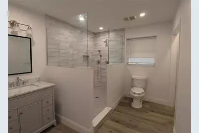 2345 Floyd Street, Sarasota, FL 34239 - Photo 9