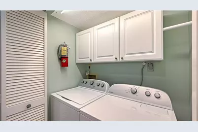 1328 Siesta Bayside Drive #1328C, Sarasota, FL 34242 - Photo 21