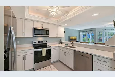 1328 Siesta Bayside Drive #1328C, Sarasota, FL 34242 - Photo 13