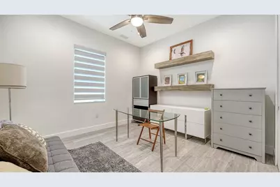 2254 Hawthorne Street, Sarasota, FL 34239 - Photo 27