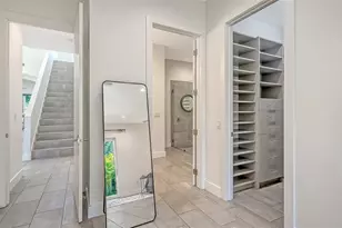 2254 Hawthorne St, Sarasota, FL 34239 - Photo 21