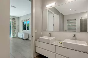 2254 Hawthorne St, Sarasota, FL 34239 - Photo 33