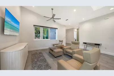 2254 Hawthorne Street, Sarasota, FL 34239 - Photo 15