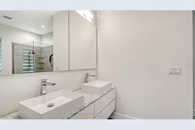 2254 Hawthorne Street, Sarasota, FL 34239 - Photo 23