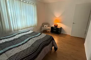 819 S Gondola Dr, Venice, FL 34293 - Photo 11