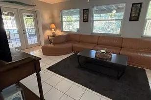 819 S Gondola Dr, Venice, FL 34293 - Photo 3