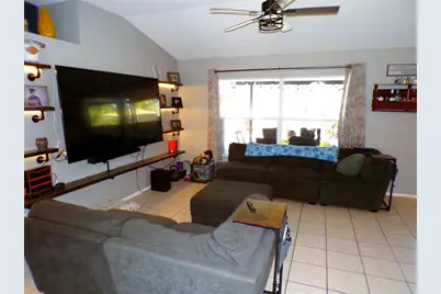 6104 65th Court E, Palmetto, FL 34221 - Photo 5