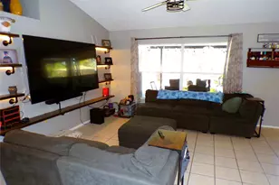 6104 65th Ct E, Palmetto, FL 34221 - Photo 5