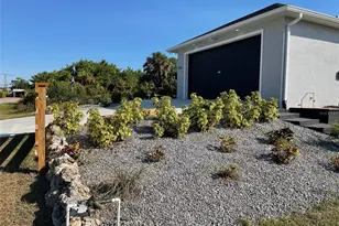 549 E Tarpon Blvd NW, Port Charlotte, FL 33952 - Photo 45