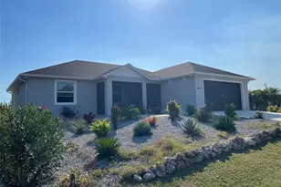 549 E Tarpon Blvd NW, Port Charlotte, FL 33952 - Photo 3