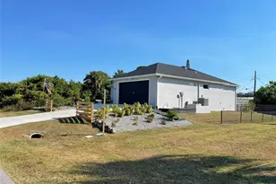 549 E Tarpon Blvd NW, Port Charlotte, FL 33952 - Photo 43