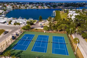 6250 Holmes Blvd, Holmes Beach, FL 34217 - Photo 65