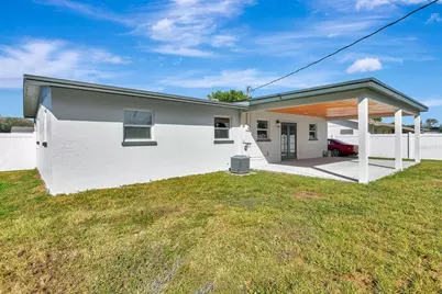 3612 46th Ave Dr W, Bradenton, FL 34210 - Photo 13
