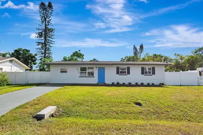 3612 46th Ave Dr W, Bradenton, FL 34210 - Photo 1