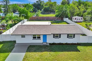 3612 46th Ave Dr W, Bradenton, FL 34210 - Photo 3