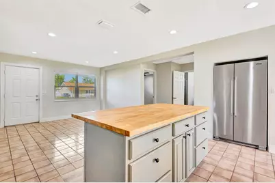 3612 46th Ave Dr W, Bradenton, FL 34210 - Photo 25