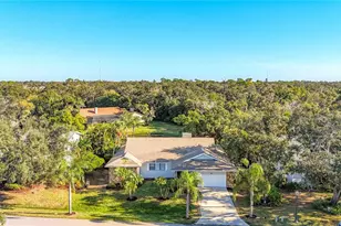 4779 Maid Marian Ln, Sarasota, FL 34232 - Photo 53