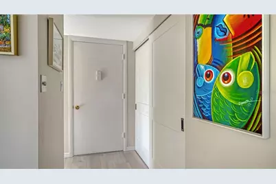 4350 Chatham Drive #208, Longboat Key, FL 34228 - Photo 9