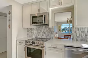 4350 Chatham Dr, Longboat Key, FL 34228 - Photo 13