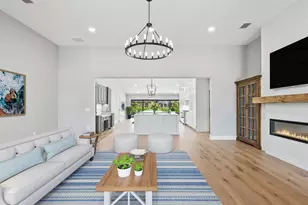 180 Lookout Point Dr, Osprey, FL 34229 - Photo 3