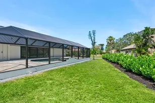 180 Lookout Point Dr, Osprey, FL 34229 - Photo 37