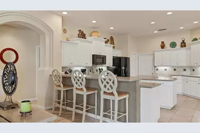 10515 Cheval Place, Bradenton, FL 34202 - Photo 15