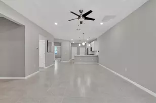 17634 Camden Dr, Bradenton, FL 34202 - Photo 11