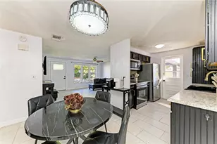 3350 Bailey St, Sarasota, FL 34237 - Photo 11