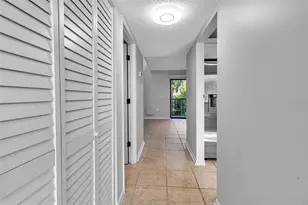 1508 Pelican Cove Rd, Sarasota, FL 34231 - Photo 5