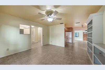 311 76th Street NW, Bradenton, FL 34209 - Photo 9