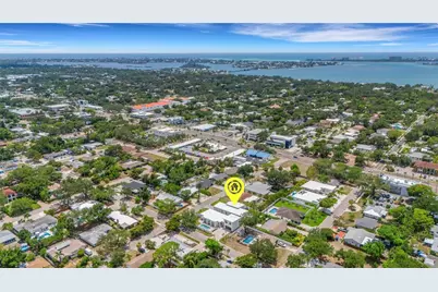 2069 Hibiscus Street, Sarasota, FL 34239 - Photo 45