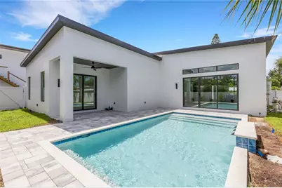 2069 Hibiscus Street, Sarasota, FL 34239 - Photo 7