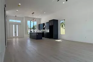 2069 Hibiscus St, Sarasota, FL 34239 - Photo 5