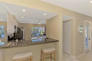 461 Wexford Cir, Venice, FL 34293 - Photo 15