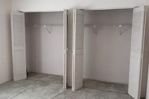 3957 Lakeside Dr, Sarasota, FL 34232 - Photo 19