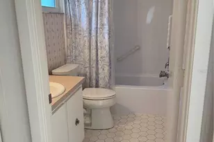 3957 Lakeside Dr, Sarasota, FL 34232 - Photo 15