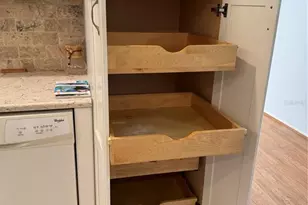 3957 Lakeside Dr, Sarasota, FL 34232 - Photo 5