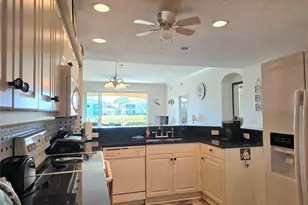 6446 7th Ave Cir W, Bradenton, FL 34209 - Photo 11