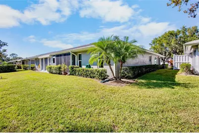 3905 Center Gate Circle #3, Sarasota, FL 34233 - Photo 19