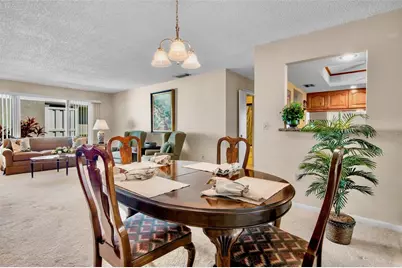 3905 Center Gate Circle #3, Sarasota, FL 34233 - Photo 5