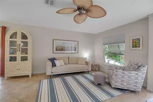721 N Jefferson Ave, Sarasota, FL 34237 - Photo 3