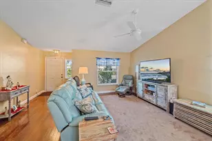 4872 Limetree Ln, Venice, FL 34293 - Photo 3