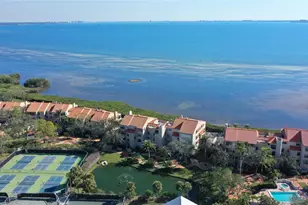 4535 Bay Club Dr, Bradenton, FL 34210 - Photo 5