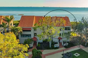 4535 Bay Club Dr, Bradenton, FL 34210 - Photo 5