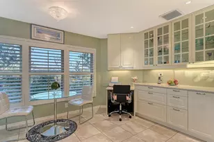 4535 Bay Club Dr, Bradenton, FL 34210 - Photo 9